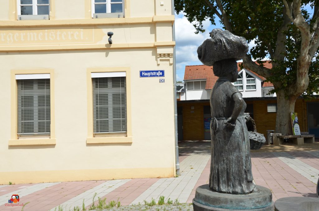 Am Rhein entlang nach Mombach 20