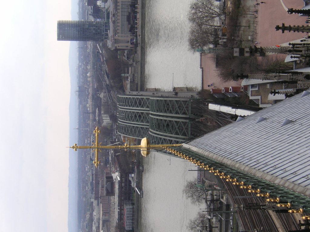 Köln, Dom, Impressionen vom Außentriforium und der Dachebene auf 45 Metern
© Sabine Olschner