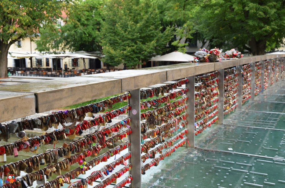 Ljubljana 12. 15.9. Kamera 77